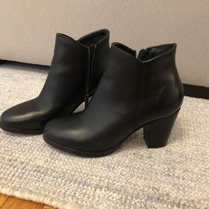 Women's Boots - Never Worn - Thursday Boot Company
